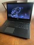 Отличный комплект для учебы и игр Ноутбук Acer +Клавиатура и Мышь