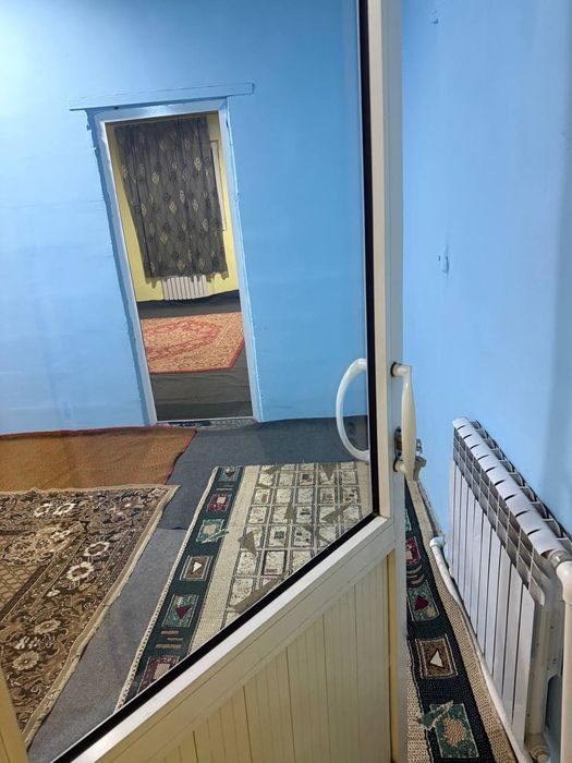 Аренда 6 хонали ховлидан 2 та хонаси берилади