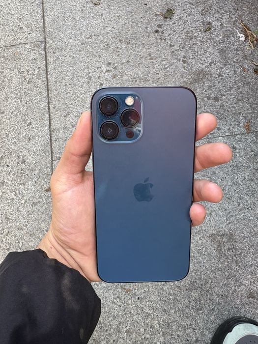 Vand iphone 12 pro max mai multe intrebari la nr de telegon