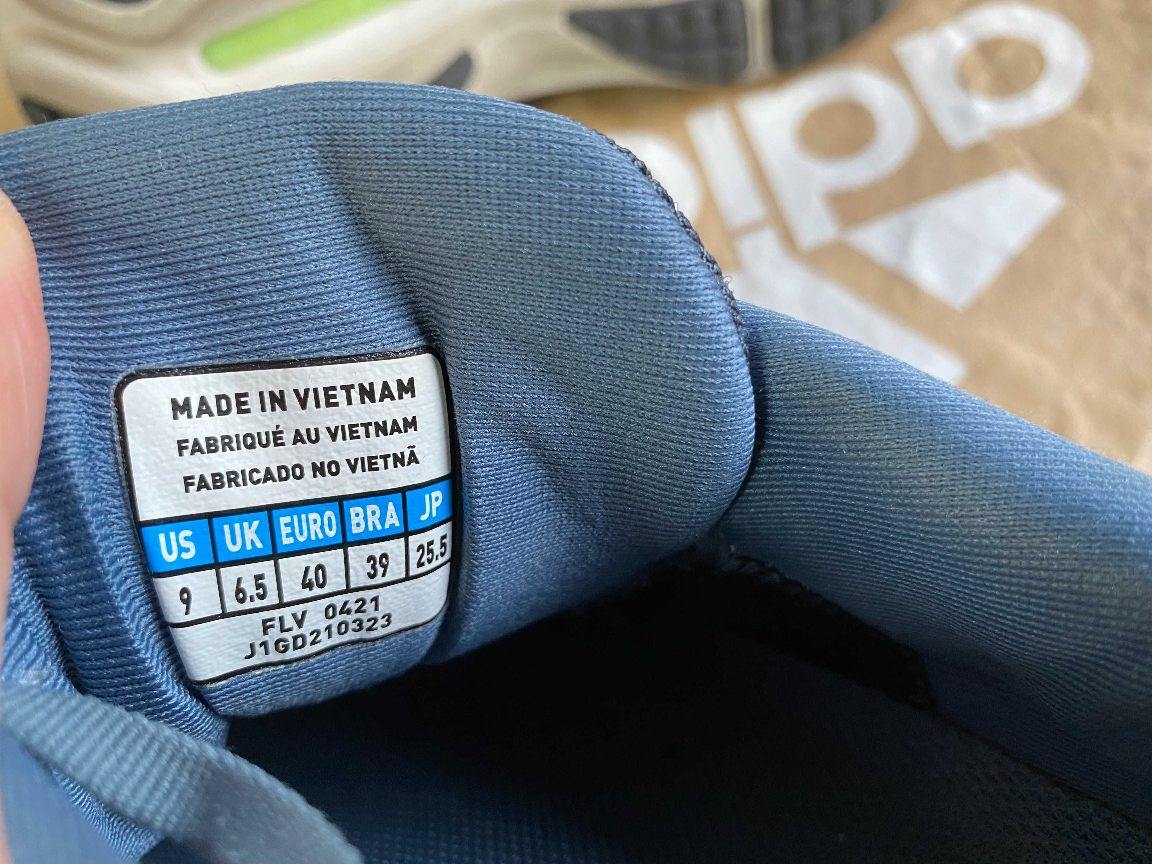 ''Mizuno Wave Rider 25''оригинални маратонки 40 номер