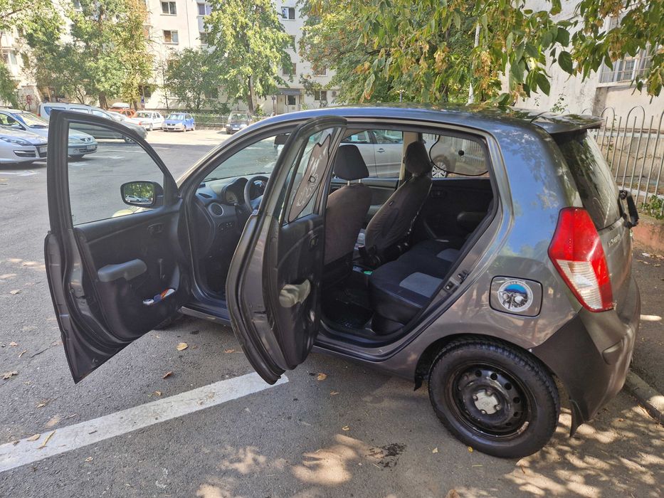 Vand: Hyundai I10,motor 1.1 benzina,49 kw,AN: 2008, KM: 192873 reali