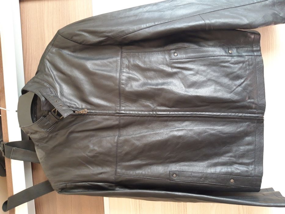 Geaca de piele nou nout!