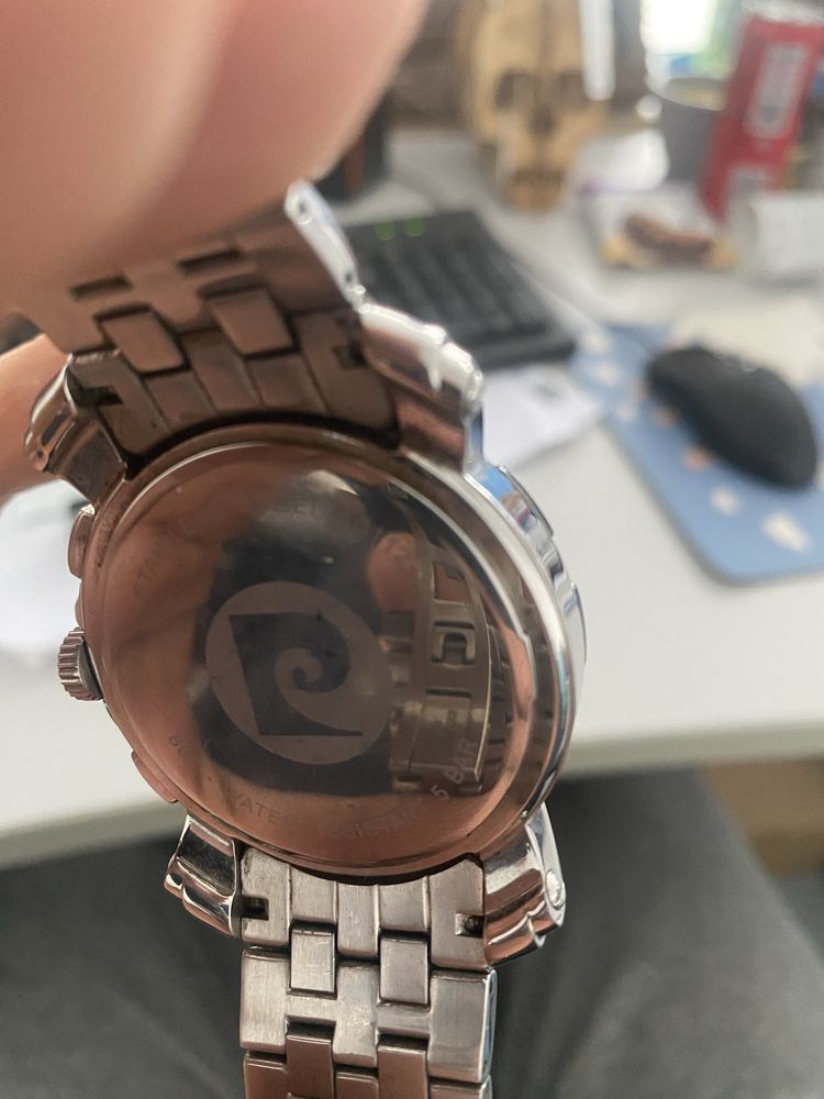 Часовник Pierre Cardin