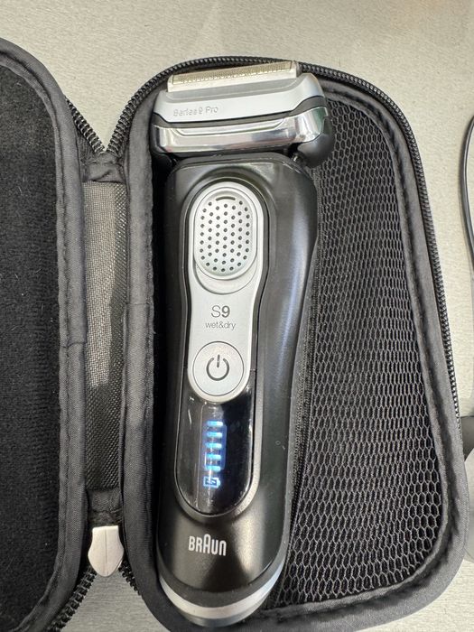 Shaver braun seria 9 pro