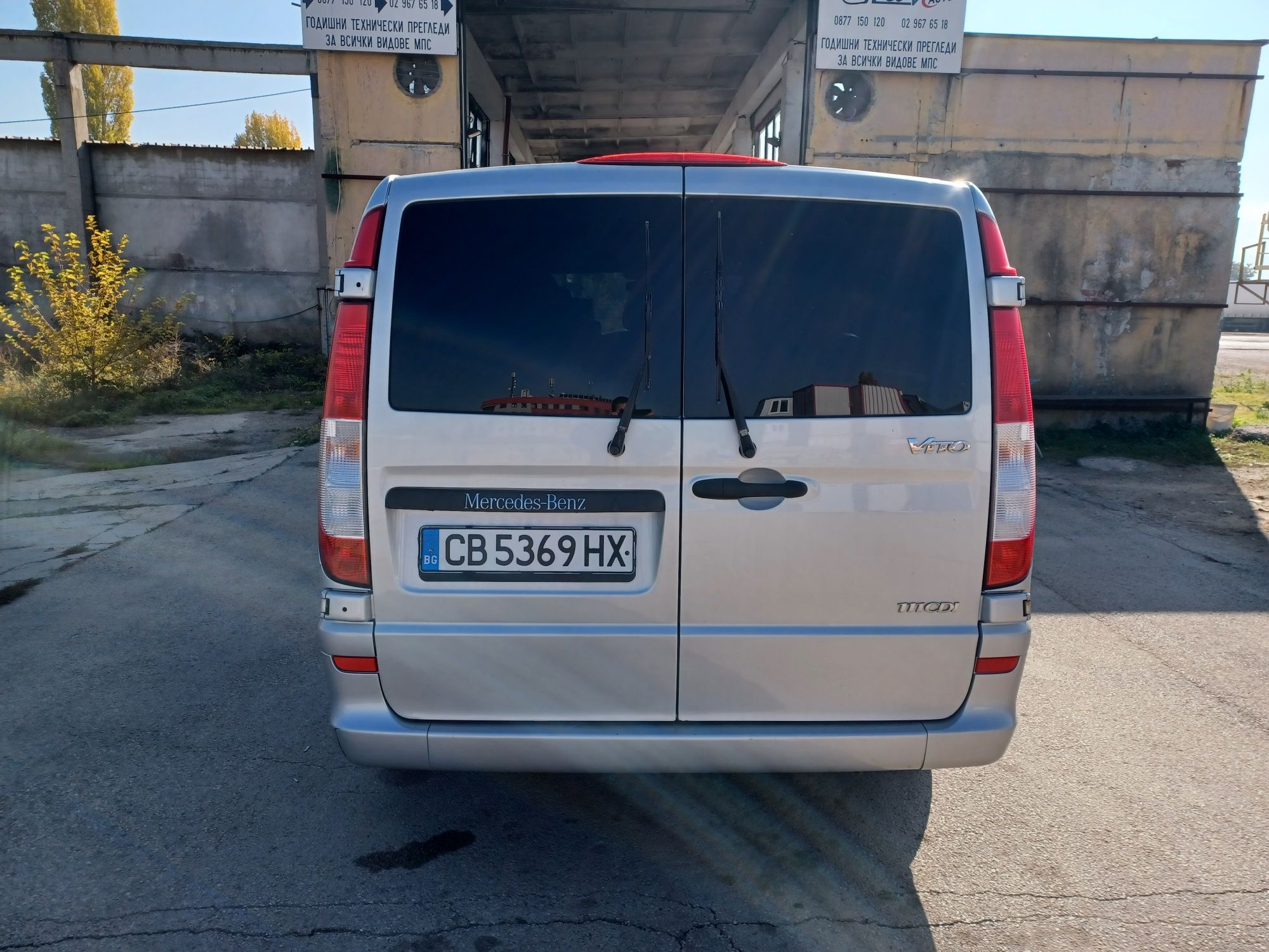 Продавам мерцедес вито
