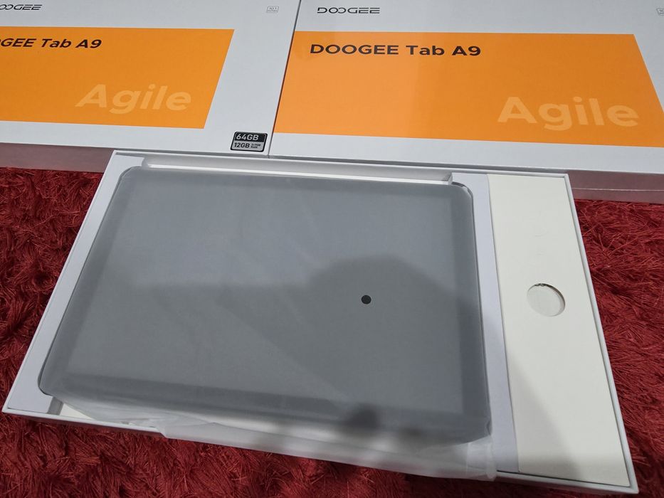 -Doogee Tab A9, Nou, 64Gb, 3Ram+9 extins, Negru, 0 cicluri incarcare,