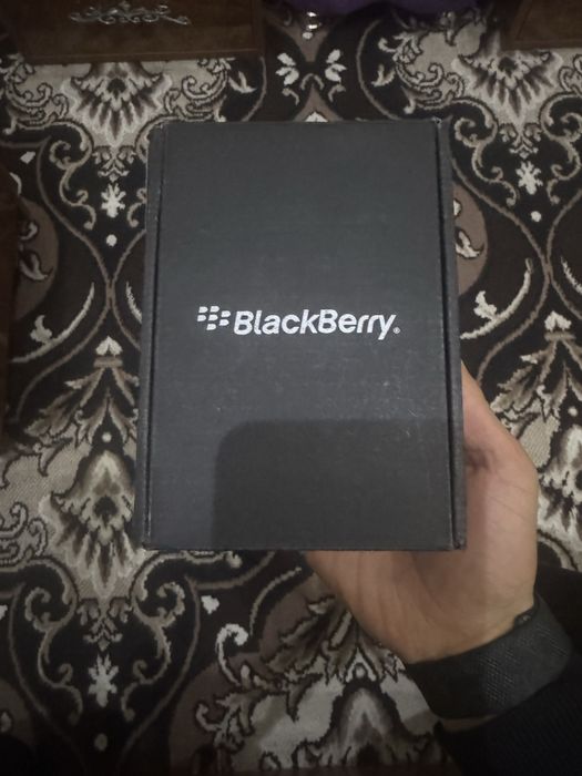 Black berry 8220.        yangi Ishlatilmagan