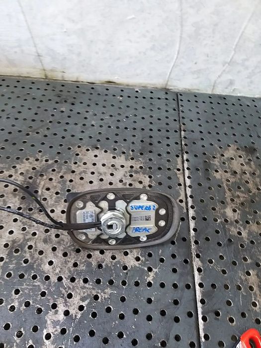 Antena radio gps skoda superb 2 3t facelift 3c0035507n