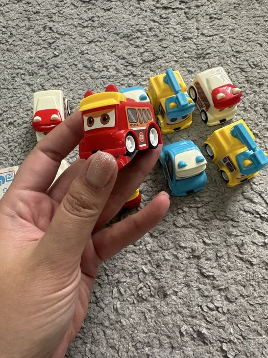 Детские игрушки машинки