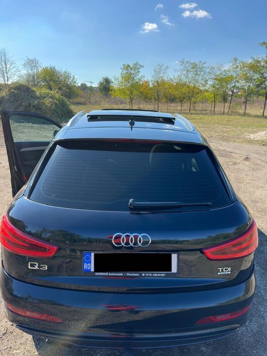 Audi Q3 S-Line Quattro • 2.0 TDI 177CP • Automat • Panorama • S-Tronic