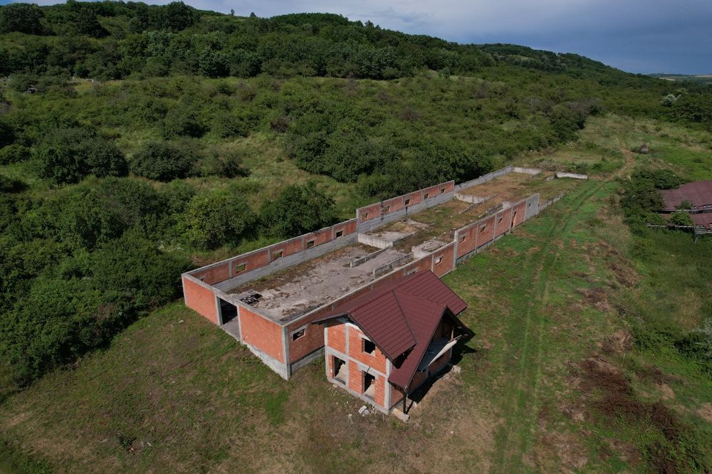 Hale casa depozit vând sau schimb cu apartament sau teren în Zalău