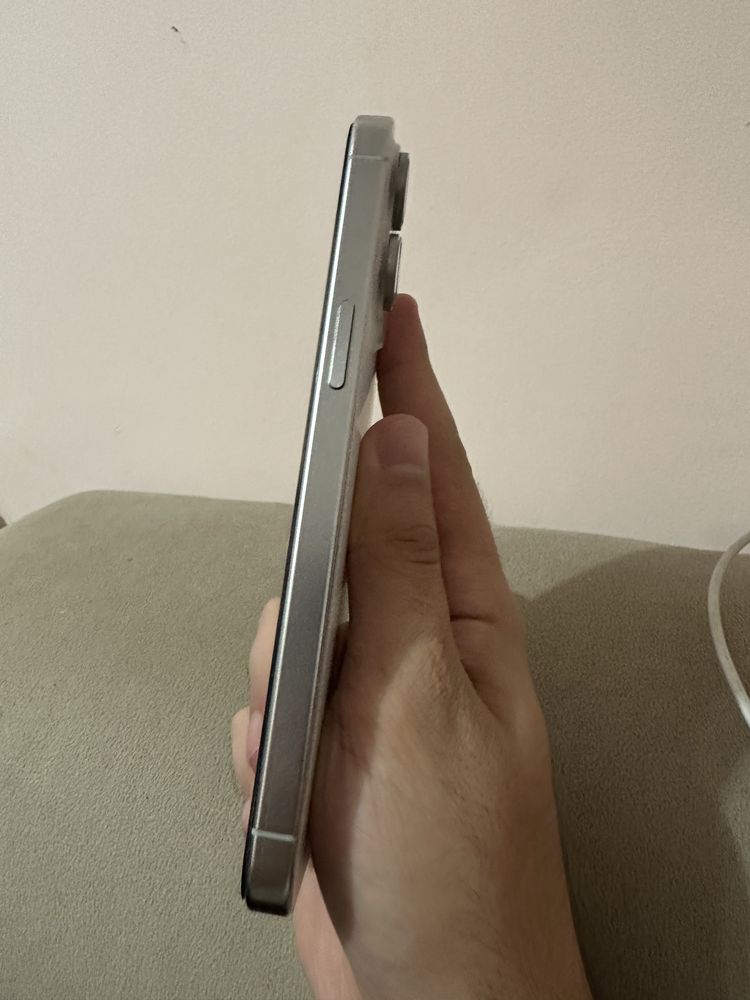iPhone 15 Pro Max 256Gb White