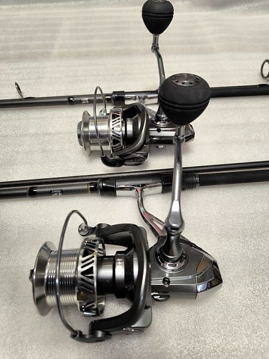 SET 2 Lansete FL VIPER 3.90m 3.5 LBS 2 tronsoane + 2 Mulinete JS10000