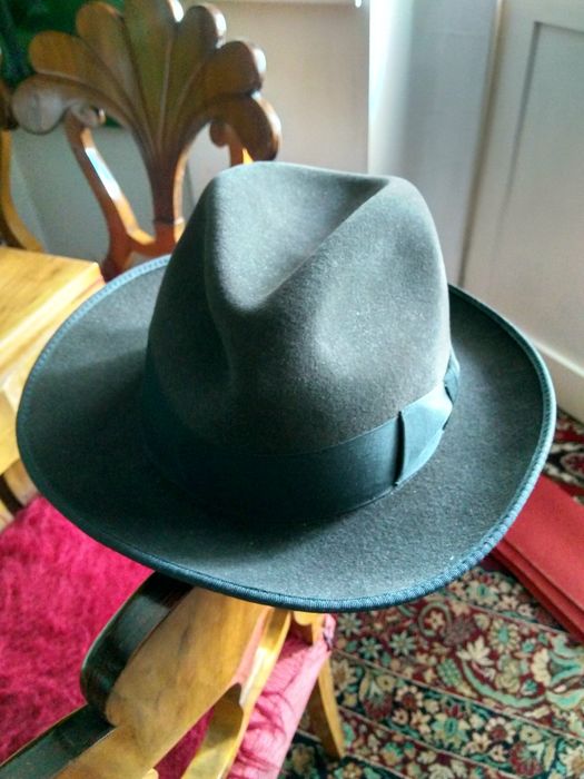 Palarie barbateasca marimea 55 TONAK originala.