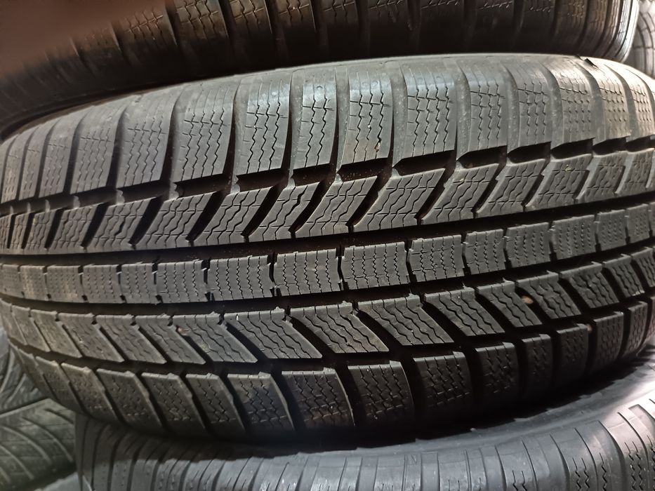 Anvelope MS iarna 225 55 18 continental 2022 8mm