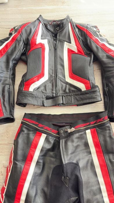 Vand costum moto geaca si pantaloni piele spike