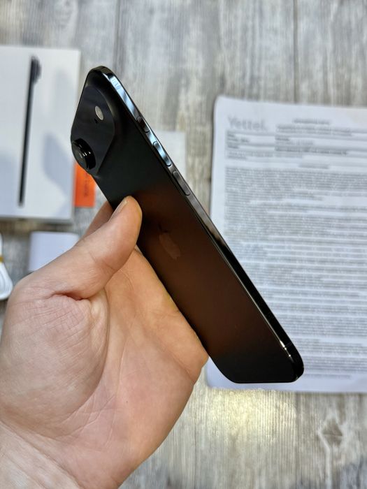 Iphone Air 512 GB Black 100 % Battery Health Като Нов Гаранционен 3 г.