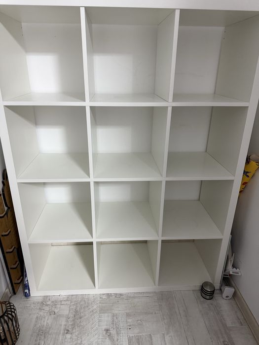 VAND Etajera Ikea