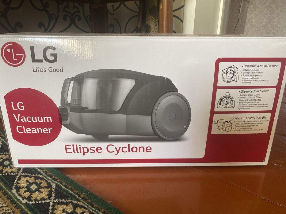 Пылесос новый. В упаковке. Запечатанная. Не вскрывалась.