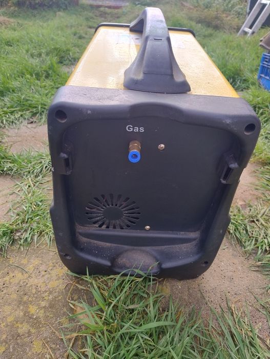 Телоподаващ апарат