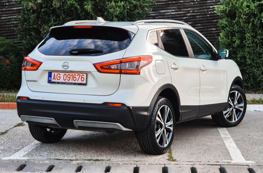 Nissan Qashqai / Automat  Alb Perlat / Garanție / Buy-Back