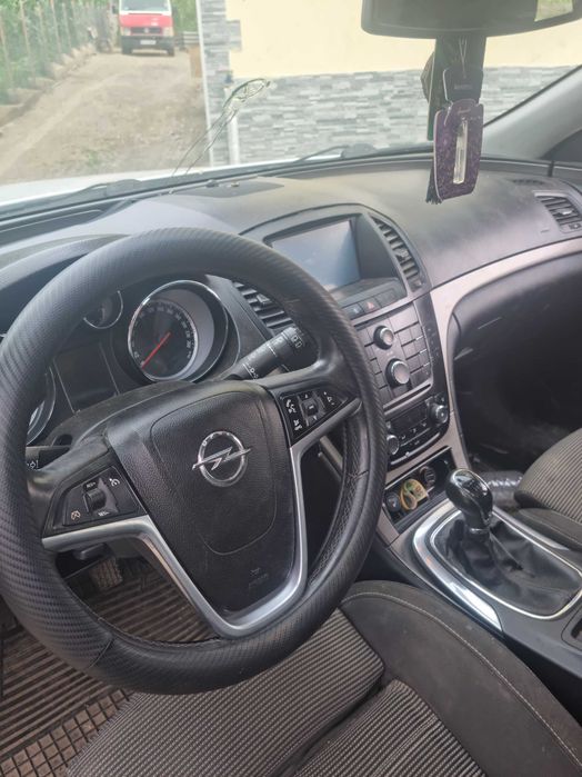 Opel insignia 2.0