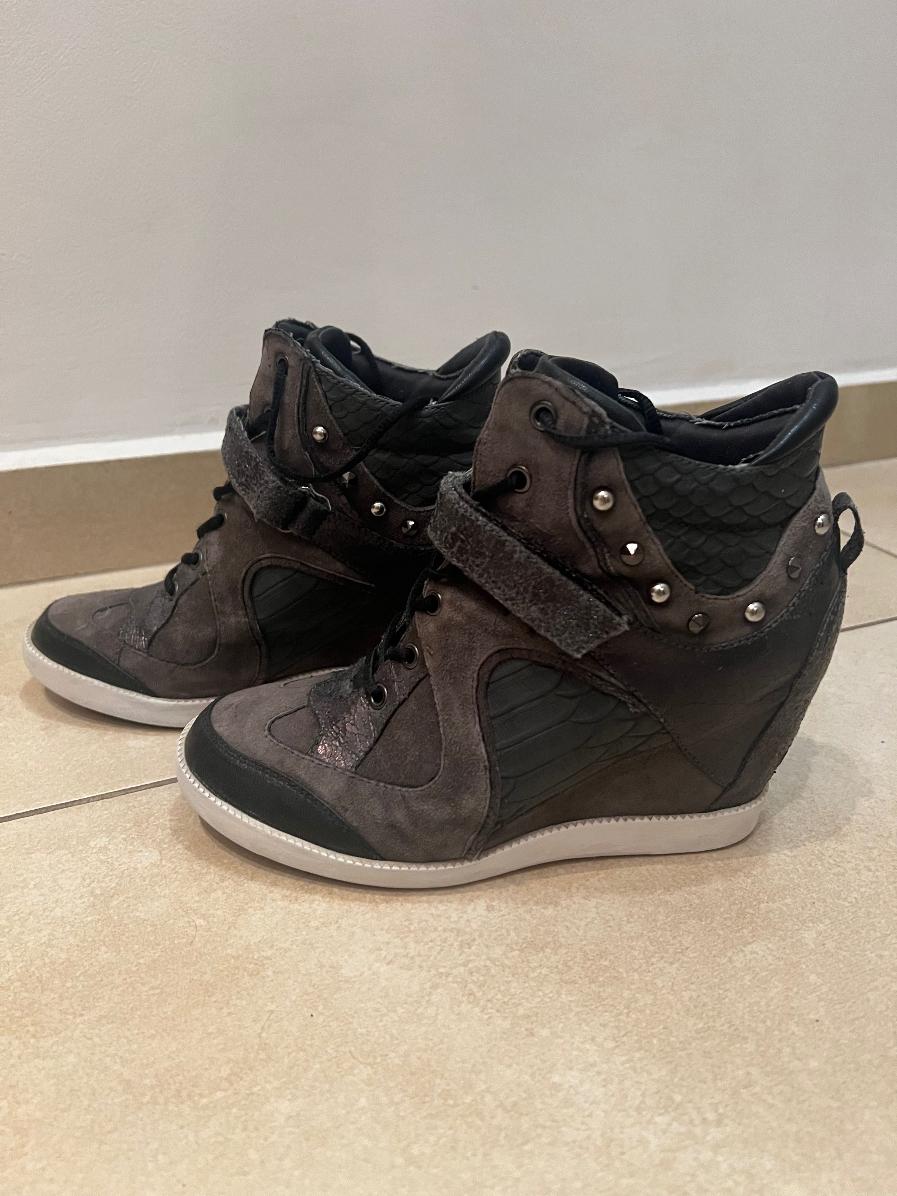 Дамски обувки Guess (37)