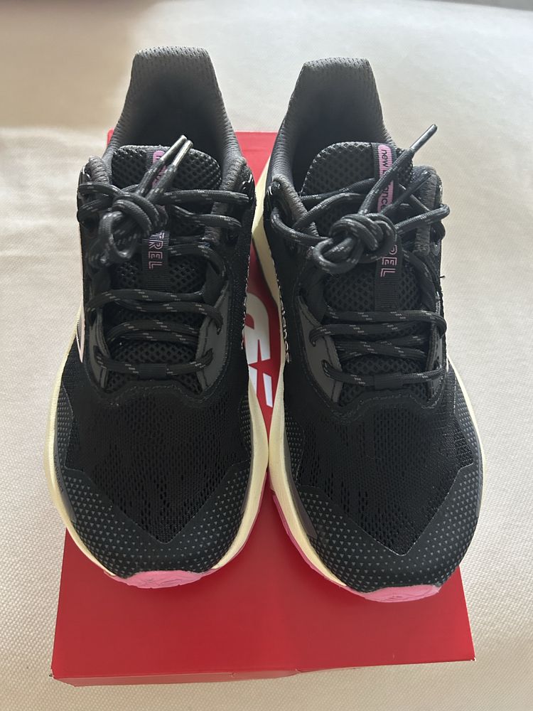 Маратонки New Balance