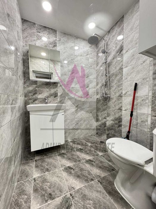 Дава се под наем Двустаен апартамент в Варна, Възраждане 2 - 60 кв.м за 300 € - Снимка #4