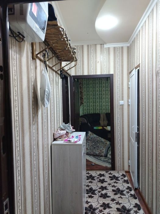 Продаётся трехкомнатная квартира третий этаж в районе Артыкова.