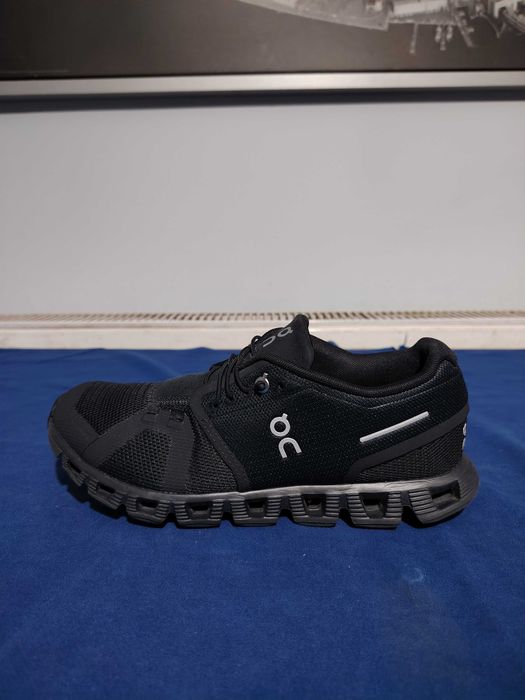 O N Cloud 5 adidași damă, mărimea 39, interior 25 cm