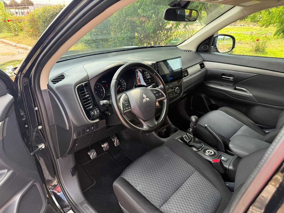 Mitsubishi Outlander 4x4 Cutie Manuală Motor 2.2 Diesel 150cp. An 2013