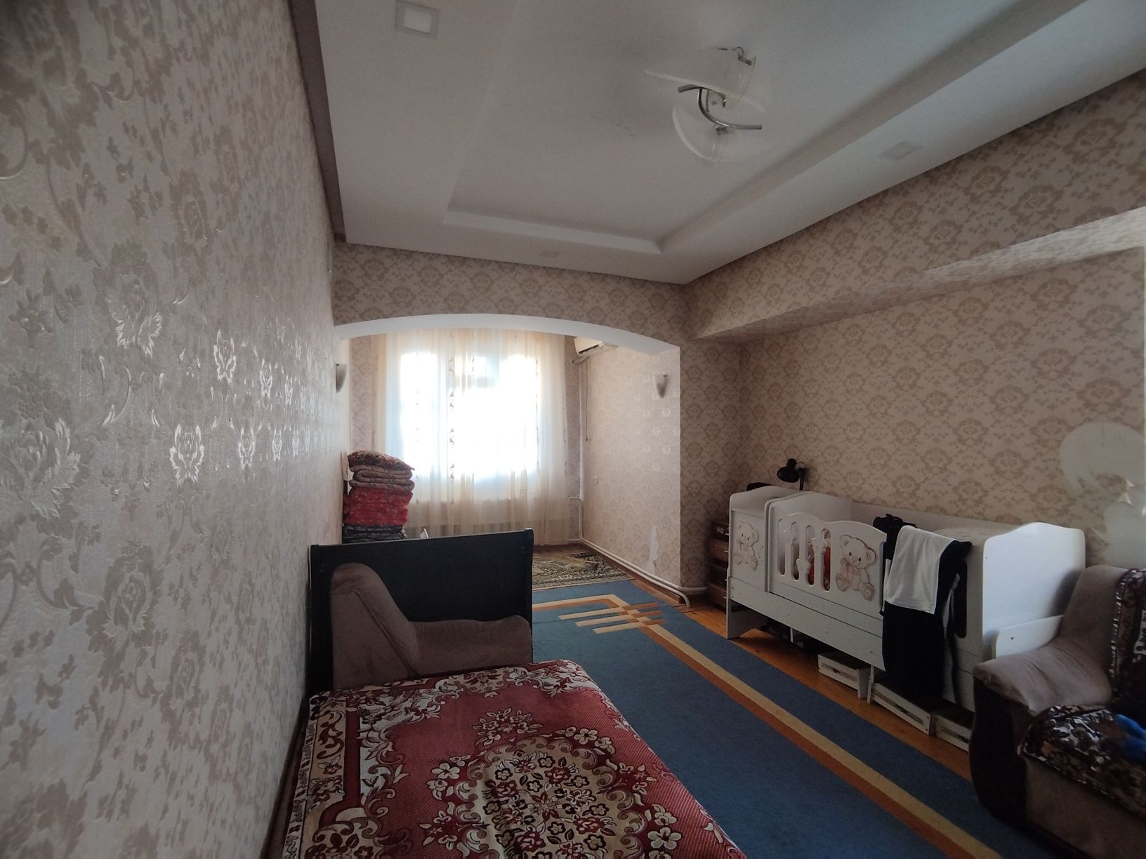 Продается срочно квартира на Ц4 ор-р Кафе Бухара