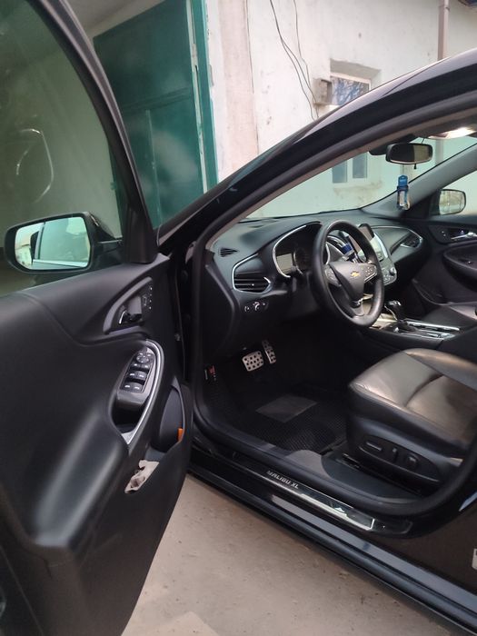 Malibu 2  qora |2.4 mator| 2018 yili gazi bor Narxi 20 500 y.e.