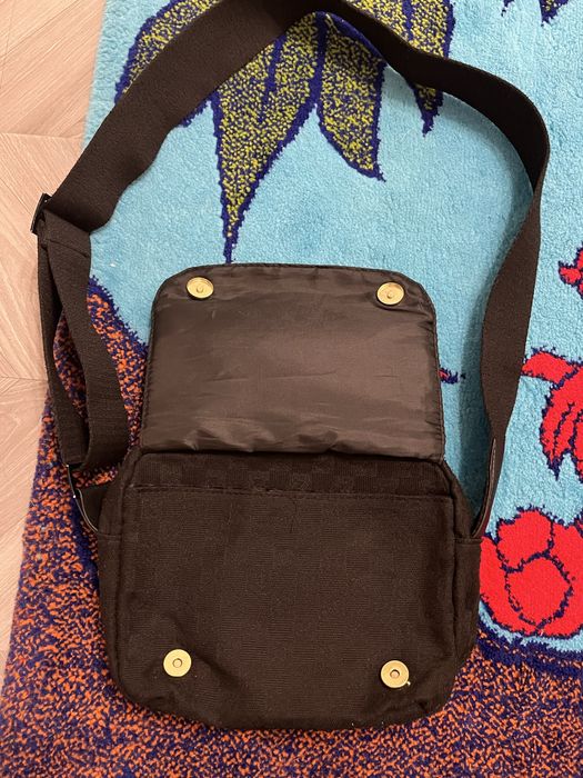 Продаеться барсетка