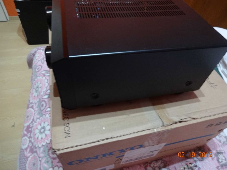 ONKYO A-9377 усилвател