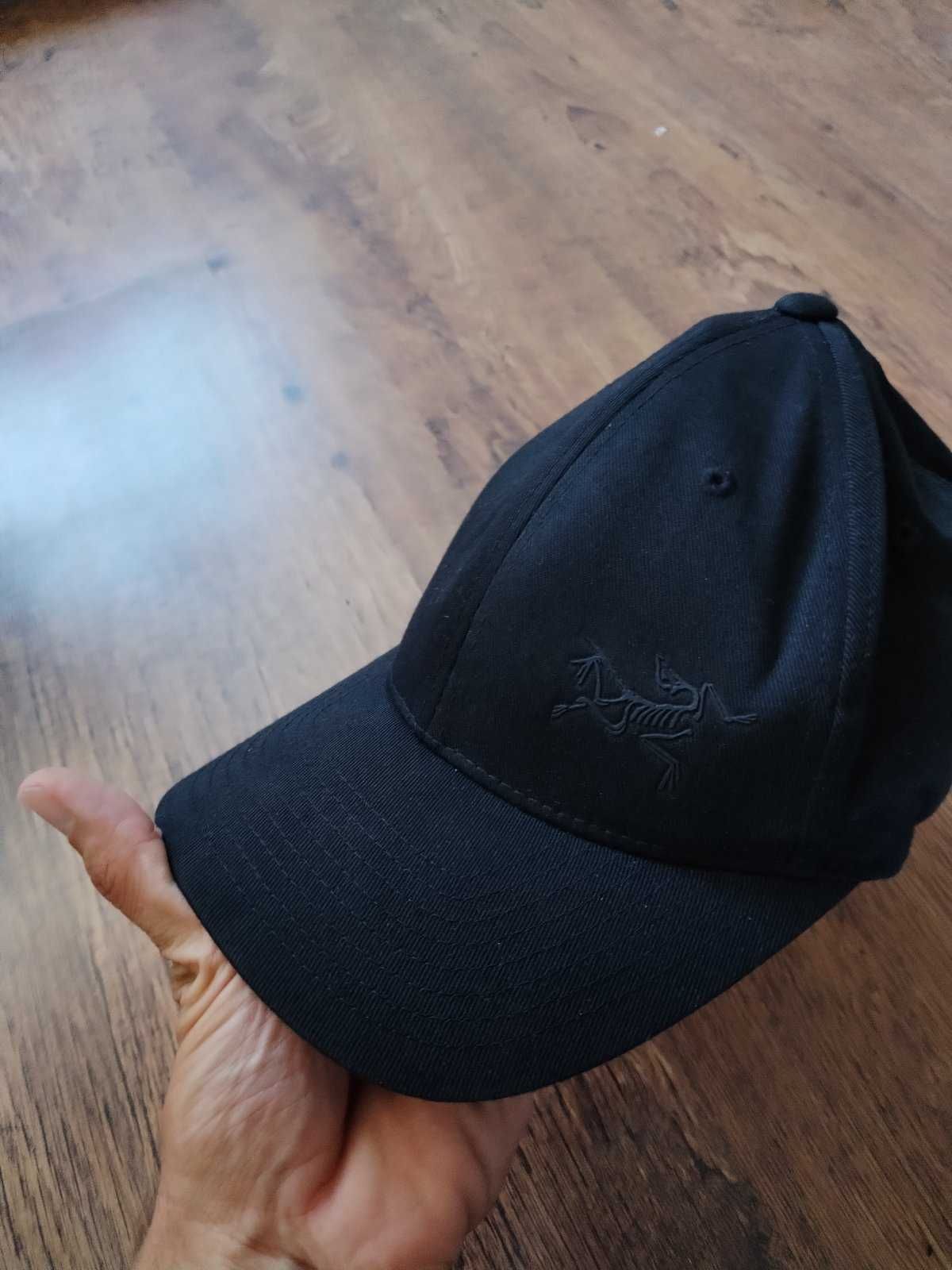 Arc'teryx Bird Cap - страхотна шапка FlexFit размер С-М