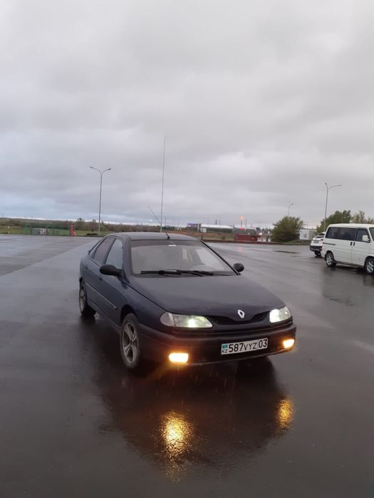 Рено Лагуна 1 первого поколения