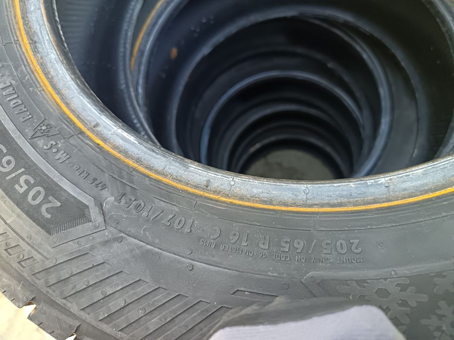 Anvelope MS iarna 205 65 16c barum. 2021 6.mm