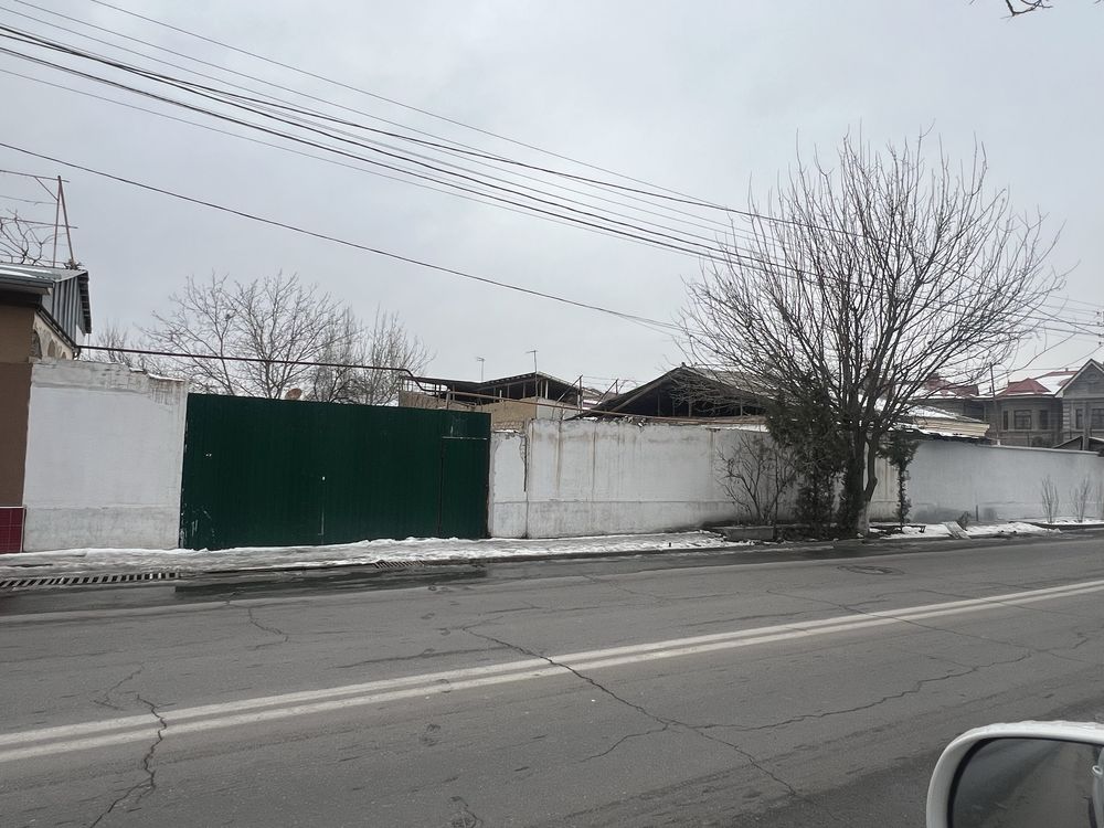 Продаётся дом Шайхонтохур р-н, ул. Ипакчи 8 соток в доль дороги
