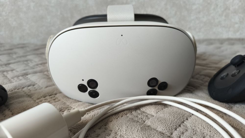 VR шлем Oculus(Meta) Quest 3s за 129990