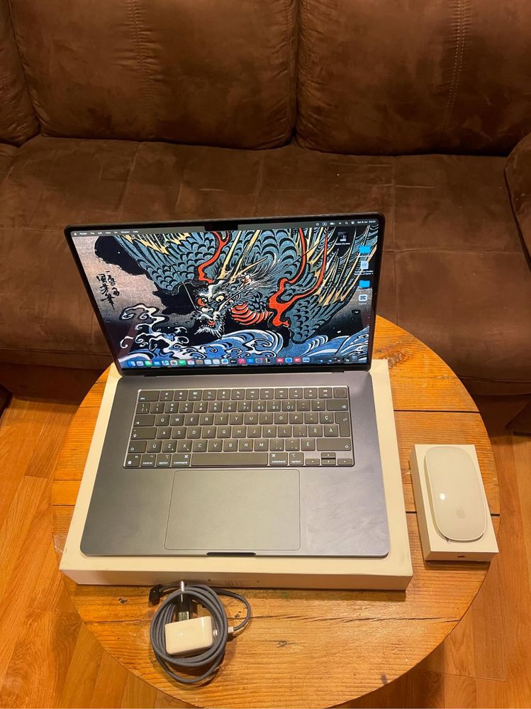 Продавам Macbook M2 (2023)