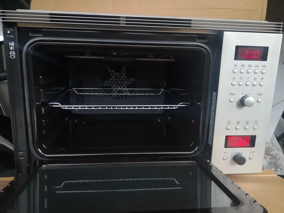 Компактна фурна с микровълнова печка Bosch HME9771GB/01