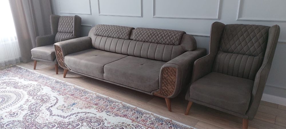 Продам диван+2 кресла