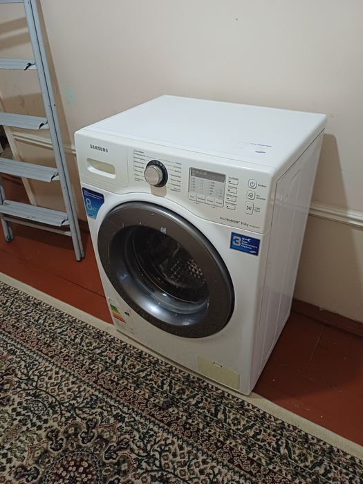 Продаётся стиральная машина в хорошем состоянии/ 8 кг
