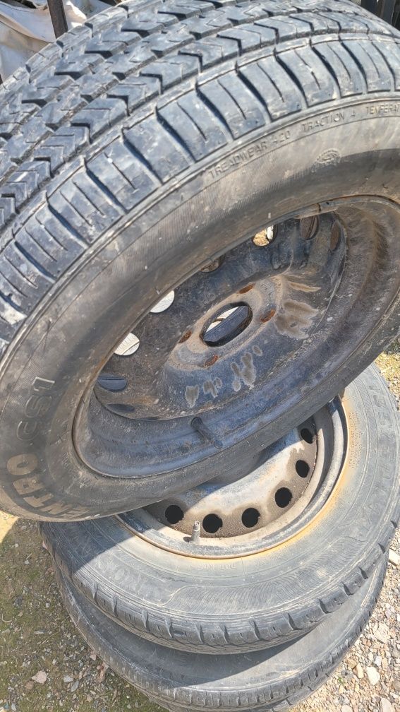 14 balon diska sotiladi kimga kere bosa tel qilila  xolati yaxshi
