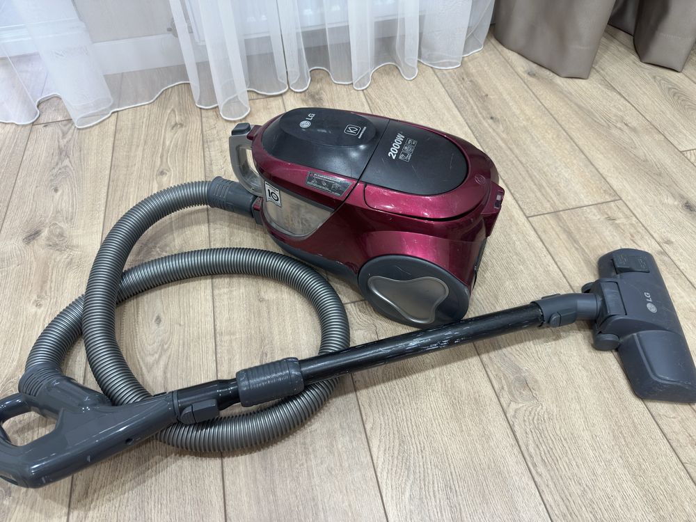 Пылесос LG рабочий
