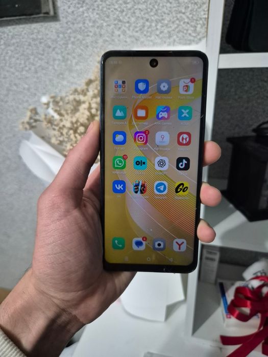 Infinix smart 8 64 gb