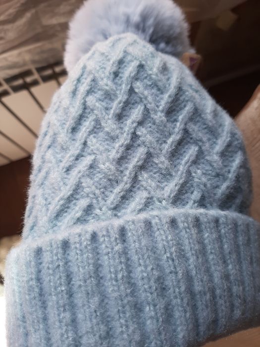 Шапка женская новая! Утеплённая!