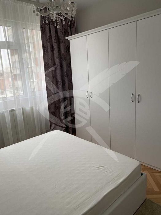 Дава се под наем Тристаен апартамент в София, Иван Вазов - 115 кв.м за 1000 € - Снимка #6